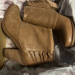 Jessica Simpson Brown Ankle Booties with Stacked Heel
